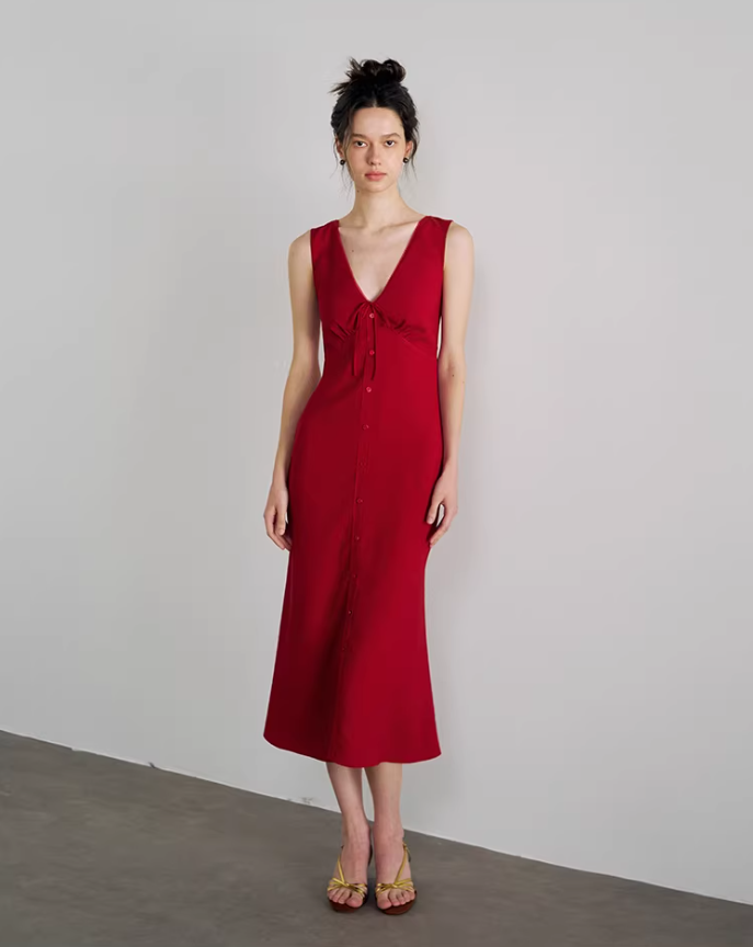 Scarlet Hourglass V-Neck Gown