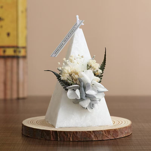 Christmas Dried Flower Beeswax Candle