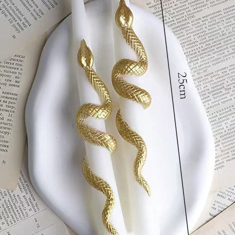 3D Sculpted Tapered Candle – Handmade Decorative Set