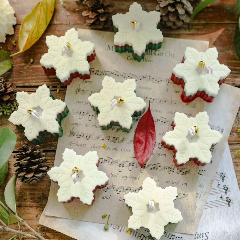 Snowflake Scented Candle – Handmade Christmas Gift
