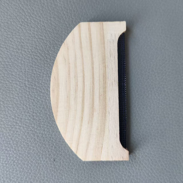 Natural Beech Wood Lint Remover | Manual Fabric Shaver for Sweaters & Wool Clothing