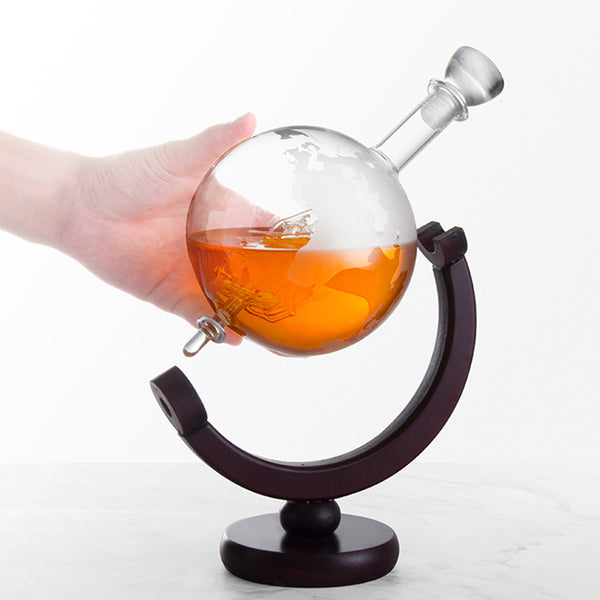 Sailboat Glass Whiskey Decanter – Decorative Liquor Bottle Gift