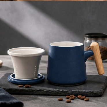 Wooden Handle Ceramic Mug – Rustic Stoneware Tea Cup with Infuser Lid for Loose Leaf Tea & Coffee