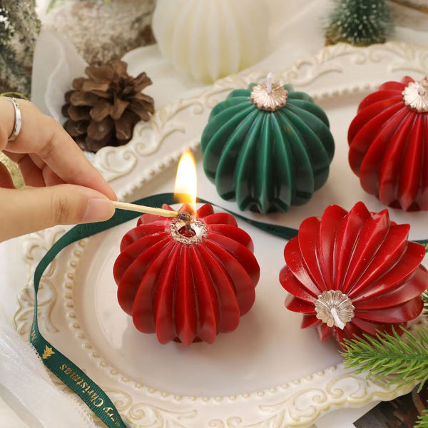 Round Scented Candle – Christmas Holiday Gift