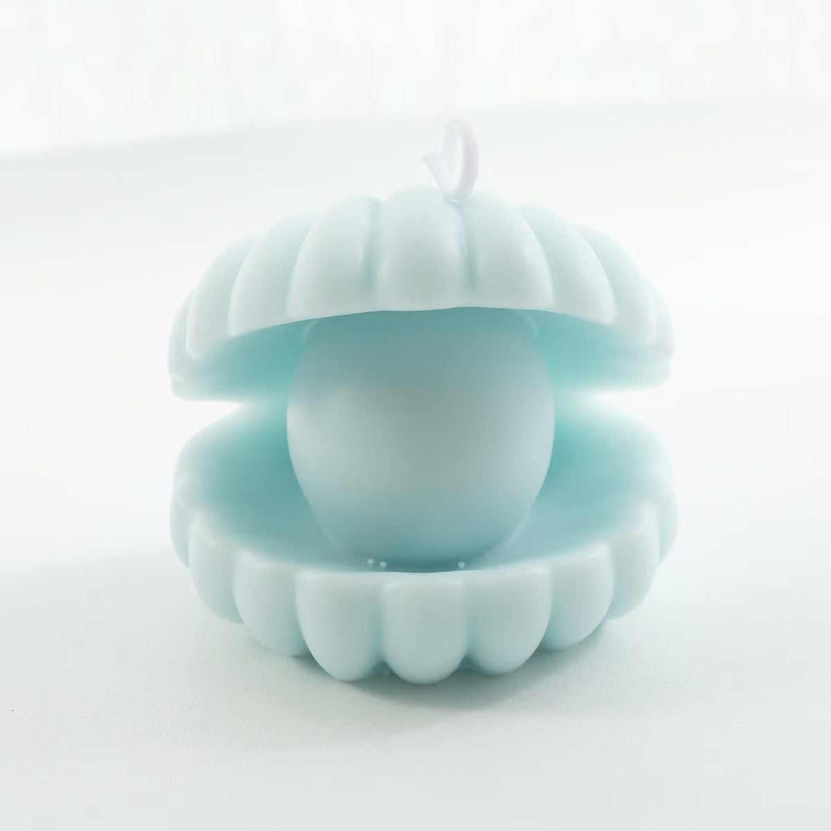 Shell-Shaped Scented Candle