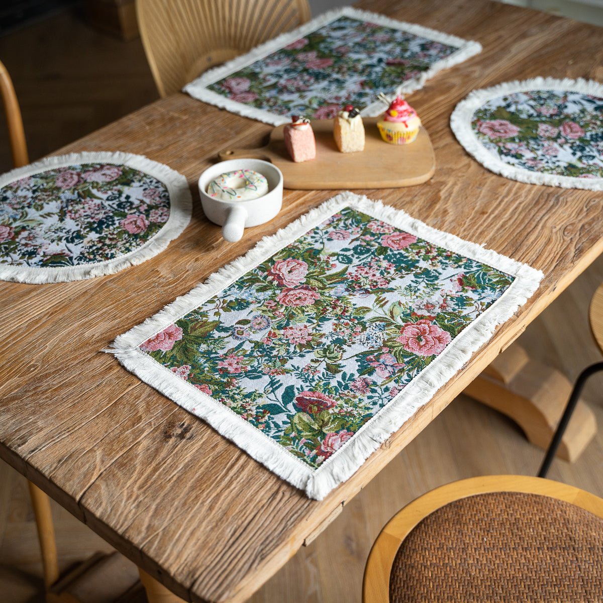 Floral Round Tassel Placemat, Decorative Dining Table Mat